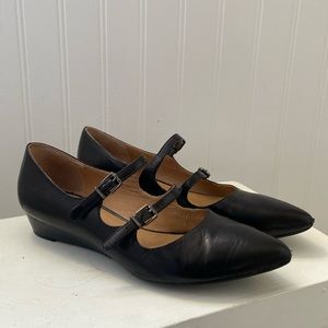 Franco Sarto Leather Pointed Toe Double Strap Mary Janes